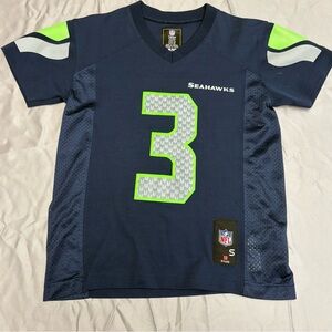 NFL Seattle Seahawks Russell Wilson #3 Football Jersey Youth Size Small (8)